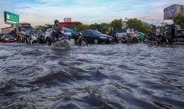 B&#227;o số 14 di chuyển chậm lại tr&#234;n Biển Đ&#244;ng, Bắc Bộ v&#224; Nam Bộ c&#249;ng xuất hiện triều cường