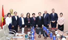 Thứ trưởng Nguyễn Tri Thức tiếp Hiệu trưởng Trường Đại học Khoa học Ứng dụng IMC Krems- Cộng hòa Áo