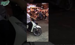 Điều tra clip 2 đ&#244;i nam nữ ẩu đả g&#226;y n&#225;o loạn giữa đường, nh&#226;n chứng h&#233; lộ diễn biến sốc