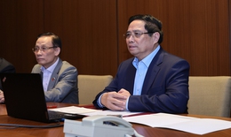 Thủ tướng họp khẩn từ Algeria: Huy động tối đa lực lượng cứu dân vùng lũ miền Trung