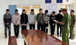 Khởi tố nh&#243;m thanh thiếu ni&#234;n mang hung kh&#237; g&#226;y rối trong đ&#234;m