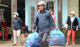 Người d&#226;n Huế gửi nhu yếu phẩm v&#224;o t&#226;m lũ Đắk Lắk d&#249; vừa trải qua 4 đợt lũ