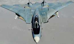 Ti&#234;m k&#237;ch F-14 Tomcat: Biểu tượng sức mạnh hay &#39;sai lầm đắt đỏ&#39; của Mỹ?