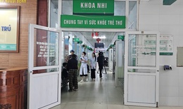 Thời tiết giao m&#249;a bệnh h&#244; hấp gia tăng mạnh, người d&#226;n kh&#244;ng tự &#253; sử dụng Tamiflu