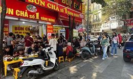 Tr&#224;n lan vi phạm trật tự đ&#244; thị tại 3 &#39;phường kiểu mẫu&#39; của H&#224; Nội