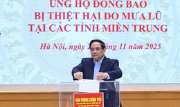 Thủ tướng, lãnh đạo Chính phủ quyên góp ủng hộ đồng bào miền Trung bị thiệt hại do lũ lụt