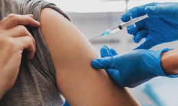 Ai nên chủ động tiêm phòng vaccine cúm hằng năm?