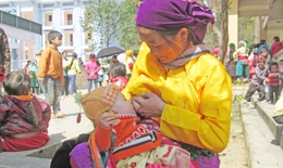 Căng thẳng sau sinh v&#224; chuyện &#237;t sữa – hiểu đ&#250;ng để mẹ bớt lo