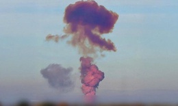 T&#234;n lửa xuy&#234;n lục địa của Nga ph&#225;t nổ chỉ v&#224;i gi&#226;y sau khi rời bệ ph&#243;ng?