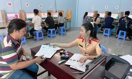 Đề xuất cấp giấy ph&#233;p l&#225;i xe điện tử, r&#250;t ngắn thời gian cấp mới xuống c&#242;n 5 ng&#224;y