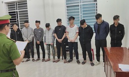 Từ m&#226;u thuẫn tr&#234;n mạng x&#227; hội, 9 thanh thiếu ni&#234;n bị tạm giam