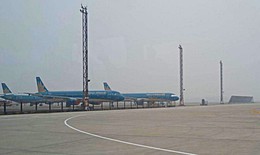 B&#227;o số 13 diễn biến phức tạp, tạm dừng hoạt động 6 s&#226;n bay