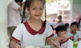 Những thực phẩm cần lưu &#253; với trẻ lứa tuổi học đường