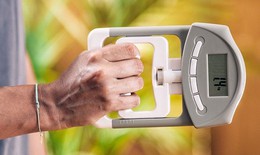 Suy mòn cơ – Hội chứng âm thầm đang 'trẻ hóa' và bài toán dinh dưỡng cho người trung niên