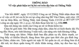 Bé gái sơ sinh đặt trong chậu tắm bị bỏ rơi trước cổng nhà dân