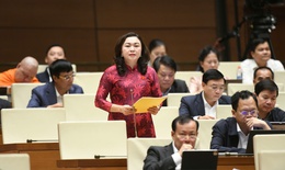 Nhiều ĐBQH đề nghị quan tâm lương, phụ cấp để giữ chân nhân viên y tế tuyến cơ sở