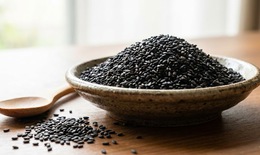 Thời điểm tốt nhất để sử dụng hạt mè đen làm đen tóc