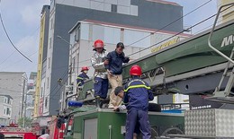 Kịp thời giải cứu 8 người mắc kẹt trong vụ cháy nhà trọ ở Bắc Ninh