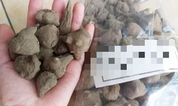 Nhập viện cấp cứu sau 1 giờ ăn củ ấu tàu