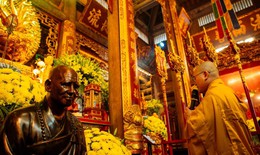 Linh thiêng Lễ Vía Đức Phật A Di Đà trên 'Nóc nhà Đông Dương'