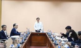 Tiếp tục tăng cường kiểm tra, giám sát, kịp thời phát hiện, xử lý nghiêm gian lận thương mại, hàng giả lĩnh vực y tế