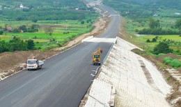 Yêu cầu đẩy nhanh tiến độ các tuyến cao tốc trọng điểm, phấn đấu về đích 19/12/2025