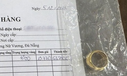 Vờ hỏi mua rồi t&#225;o tợn cướp 5 chỉ v&#224;ng giữa ban ng&#224;y