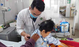 Cứu sống bệnh nhân sốc tim, ngưng tim trong ‘cuộc đua một phút sinh tử’