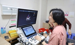 Hơn 300 trẻ được khám sàng lọc tim bẩm sinh miễn phí tại Bệnh viện Sản Nhi tỉnh Phú Thọ