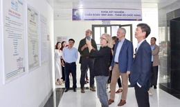 Đoàn chuyên gia y tế Đan Mạch làm việc tại Hưng Yên