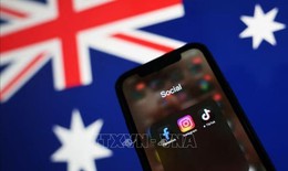 Bước ngoặt bảo vệ trẻ em dưới 16 tuổi trong m&#244;i trường mạng