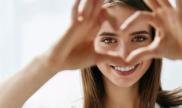 Thực phẩm gi&#250;p tăng cường sức khỏe mắt