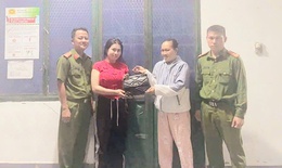 Rơi chiếc túi có gần nửa tỉ đồng, người phụ nữ nhận được niềm vui bất ngờ