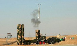 Iran &#39;khoe&#39; S-300 tr&#234;n truyền h&#236;nh, gửi th&#244;ng điệp tới Israel