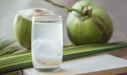 7 lợi ích của việc uống nước dừa tươi vào buổi sáng