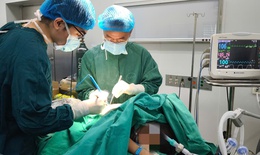 Tình cờ phát hiện bệnh phổi hiếm gặp ở bé trai sau cú ngã