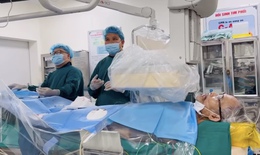 Bệnh nhân ung thư mời bác sĩ hát cùng trong lúc phẫu thuật để động viên tinh thần