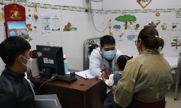 Khám sàng lọc tim bẩm sinh miễn phí cho trẻ em và người dân Ninh Thuận