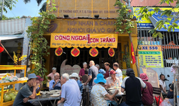 'Cõng Ngoại 1 Con Trăng' – Cây cầu nối giữa những mảnh đời và lòng nhân ái