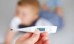 Hạ th&#226;n nhiệt ở trẻ sơ sinh: Nguy&#234;n nh&#226;n, biểu hiện, c&#225;ch điều trị v&#224; ph&#242;ng bệnh