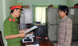 Khởi tố đối tượng tổ chức đánh bạc có nhiều tiền án, tiền sự