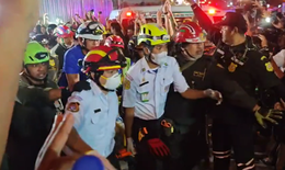 Động đất tại Thái Lan: Chạy đua để cứu hơn 100 người bị mắc kẹt trong tòa nhà bị sập