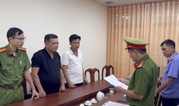 Bắt 2 đối tượng trốn thuế từ hoạt động ‘cò đất’