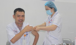 Quảng Bình: Tiêm phòng vaccine sởi cho nhân viên y tế có nguy cơ lây nhiễm cao