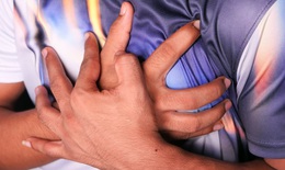 Vì sao vôi hóa sụn sườn dễ bị nhầm với bệnh tim?
