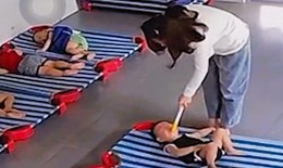 Bạo hành trẻ mầm non bị vạch trần: Lời kêu gọi khẩn thiết từ phụ huynh