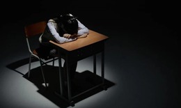 Bạo lực học đường ng&#224;y c&#224;ng manh động: Sử dụng hung kh&#237;, c&#243; hiện tượng bảo k&#234;