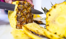 Vỏ quả dứa có tác dụng gì?