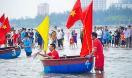 S&#244;i nổi đua thuyền mủng ở Cửa L&#242;
