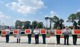 Trưởng Ban Tuyên giáo và Dân vận Trung ương động viên lực lượng diễu binh, diễu hành
